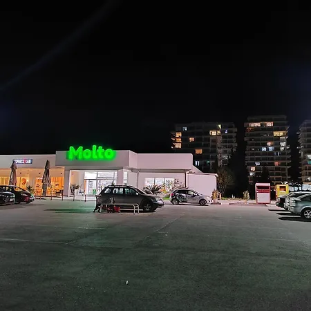 Abelia Luex Residans