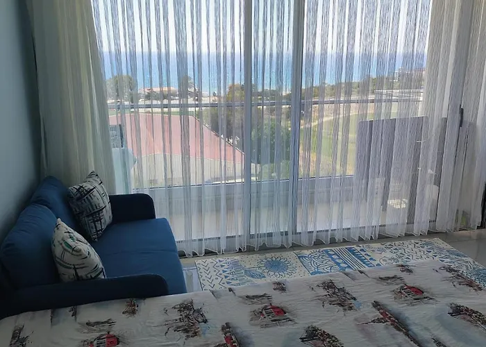 Abelia Luex Residans